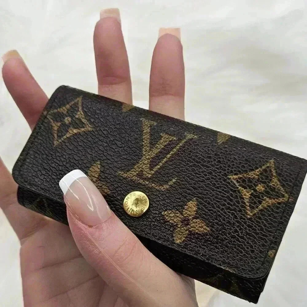 LV Mono Multi-cles Wallet - Picture 4 of 12